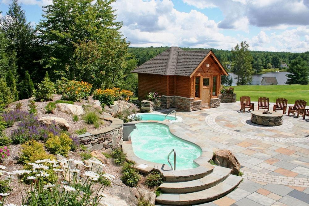 Manoir Des Sables Hotel & Golf Magog Exterior photo