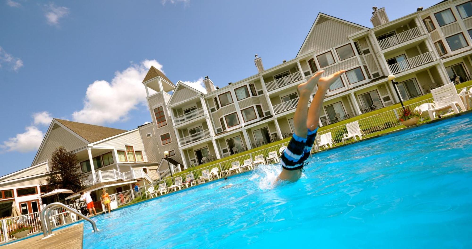 Manoir Des Sables Hotel & Golf Magog Exterior photo