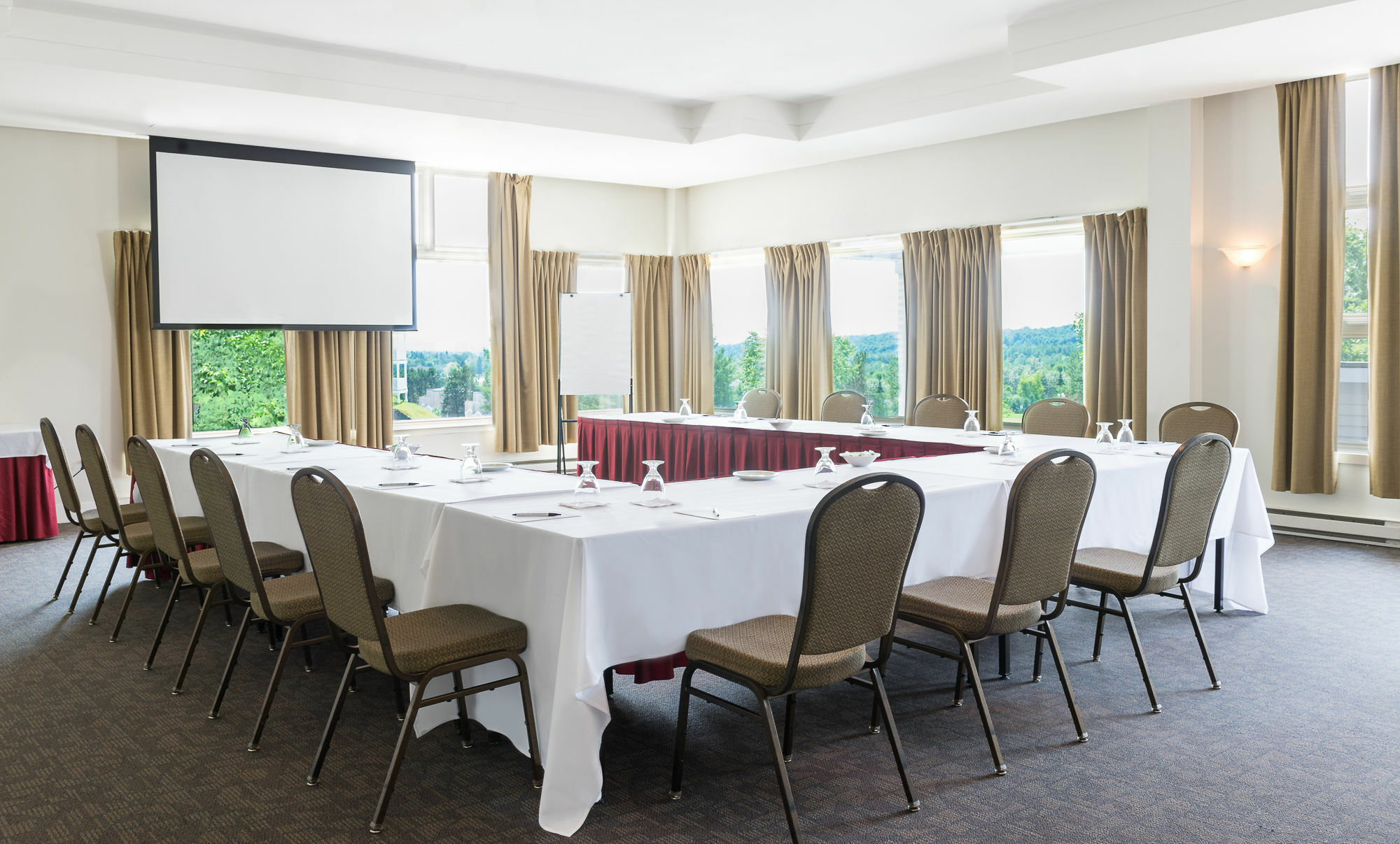 Manoir Des Sables Hotel & Golf Magog Exterior photo